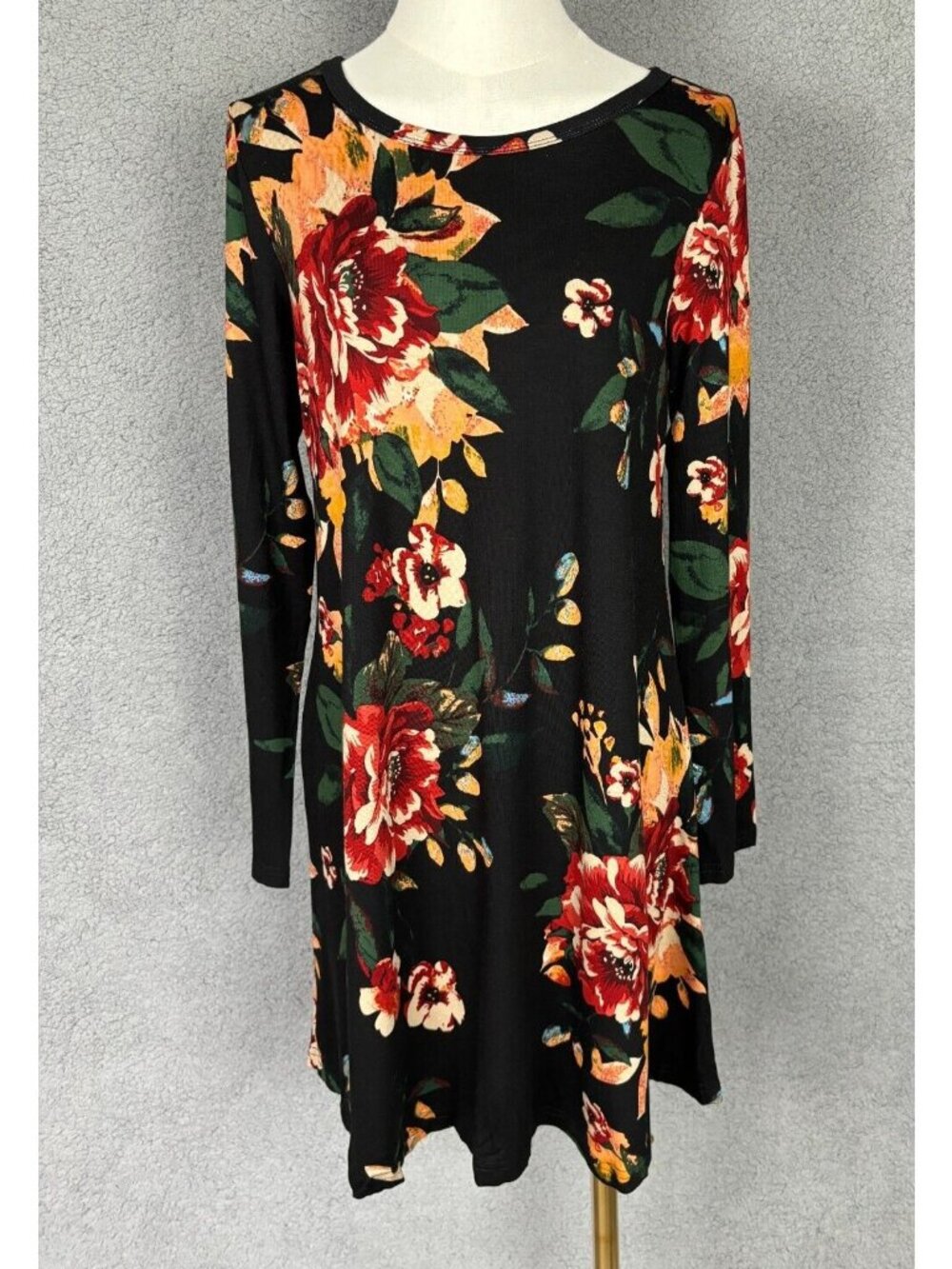 Popyoung Women's Floral Multicolor Long-Sleeve T-Shirt Dress Size Medium NWT's.